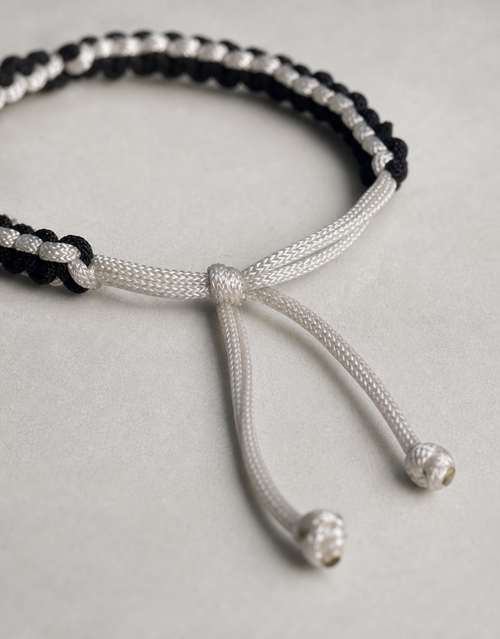 Shatranj black and white macrame bracelet