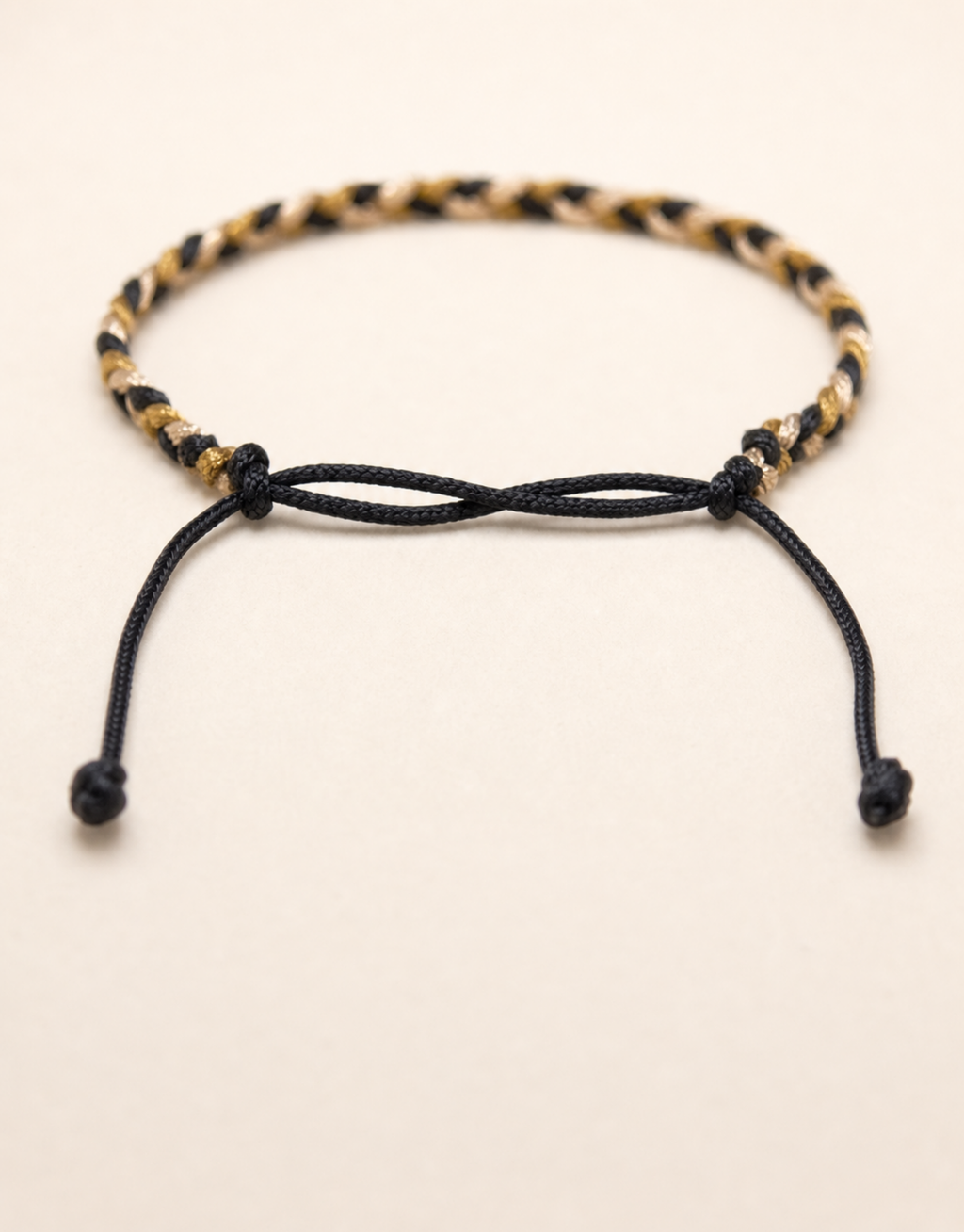 Zari gold macrame bracelet