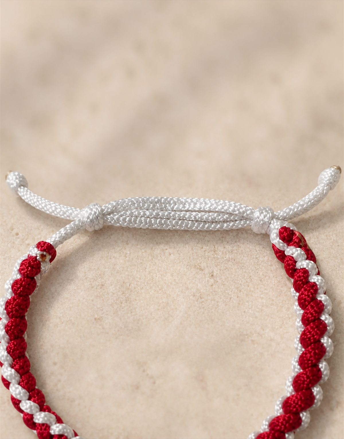 Anaar adjustable sliding knot detail