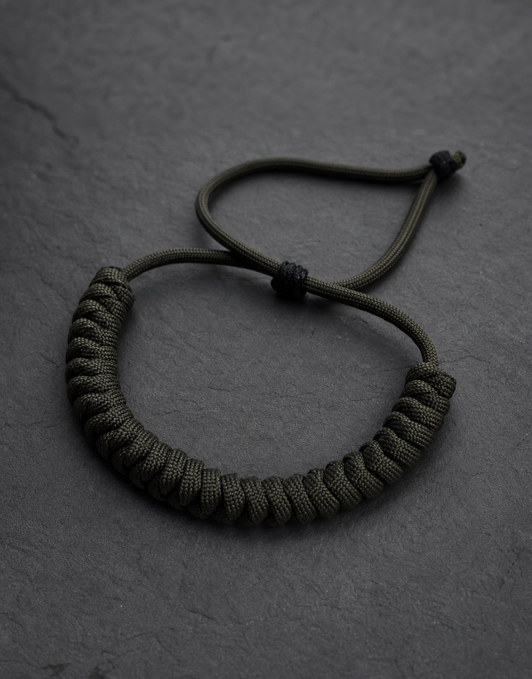 Ghaba dark green spiral paracord bracelet