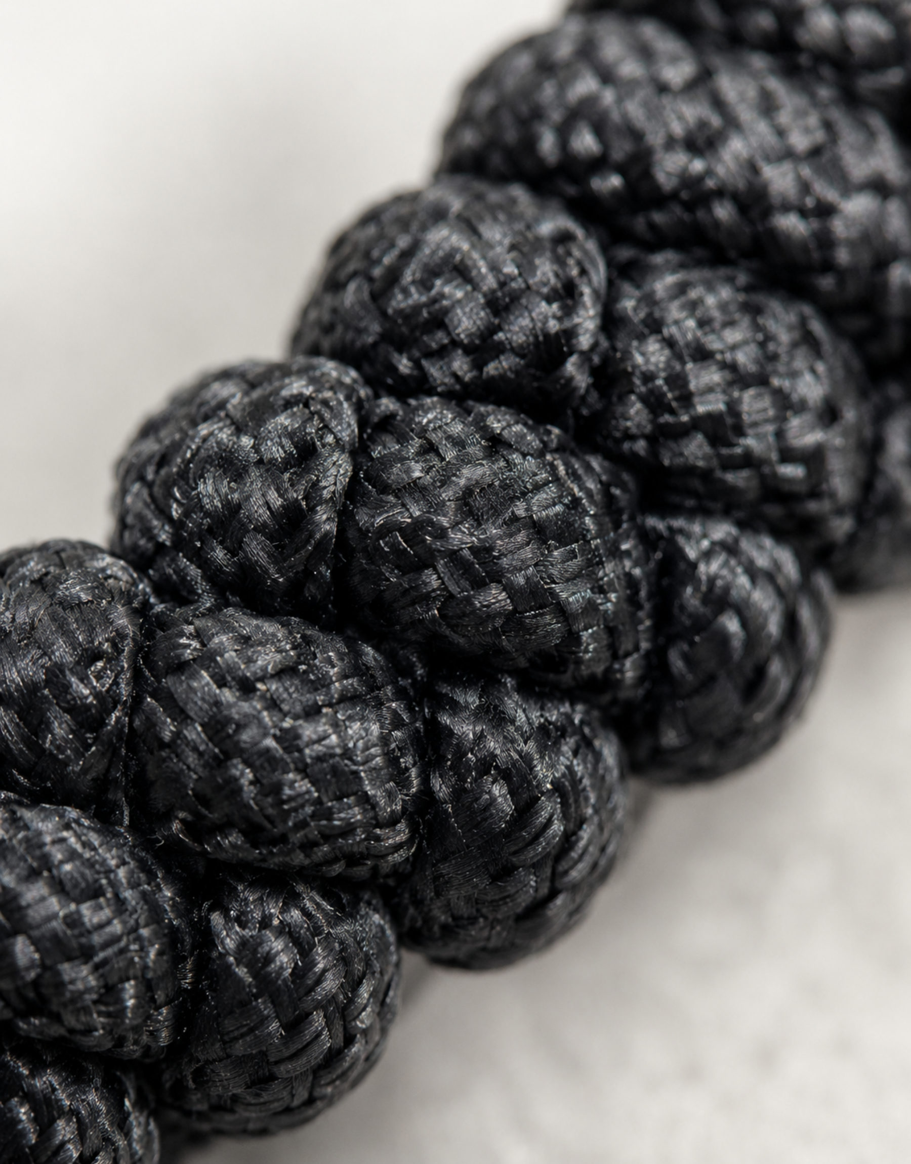 Pech black spiral paracord bracelet