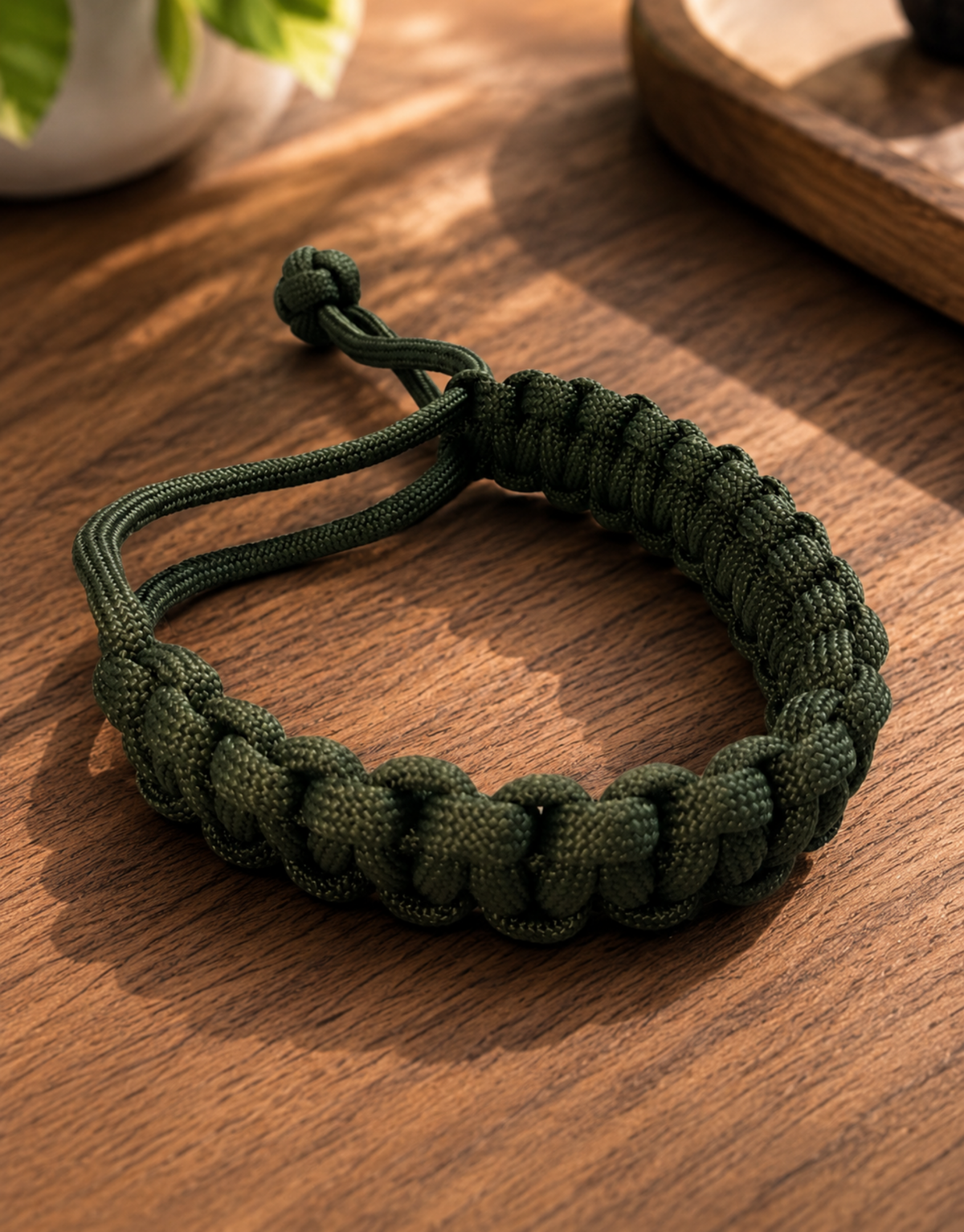 Akhdar dark green paracord bracelet